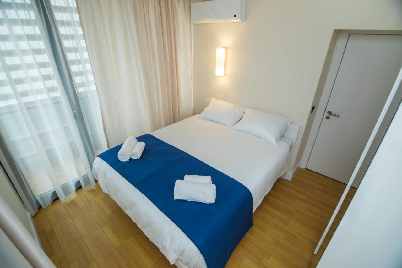 Black Sea Luxury Towers Hotel Batumi Exterior photo